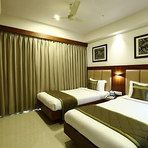 Room Standard Double or Twin Room 6 Hours